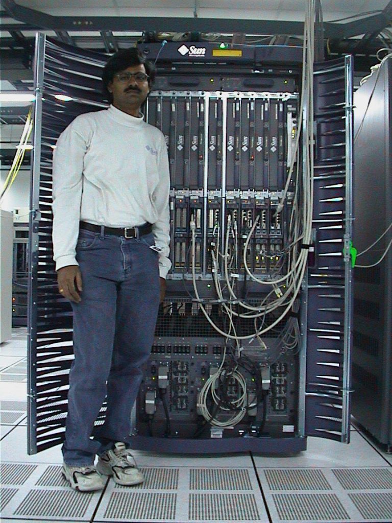 Hari-with-SunMicroSystems-Starfire (1)
